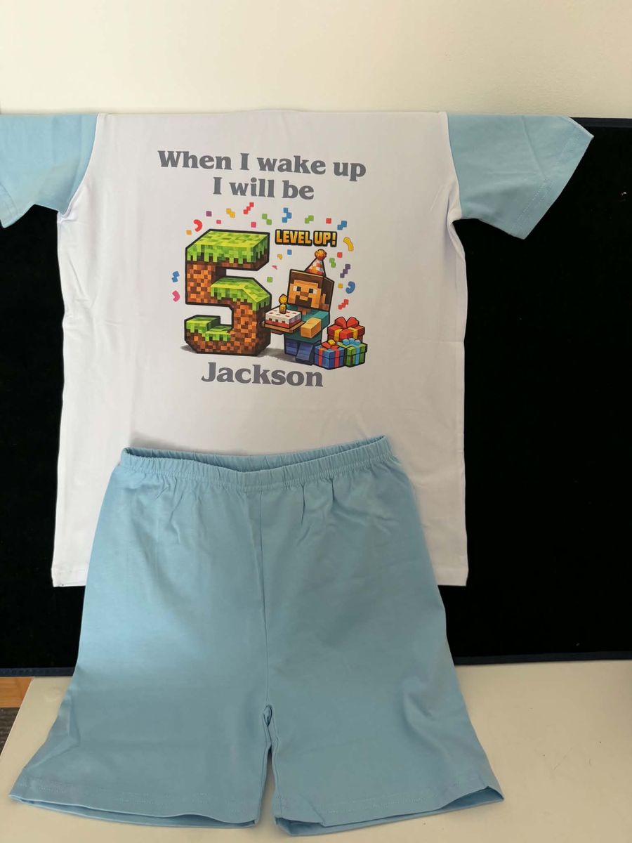 Personalised birthday age outfit